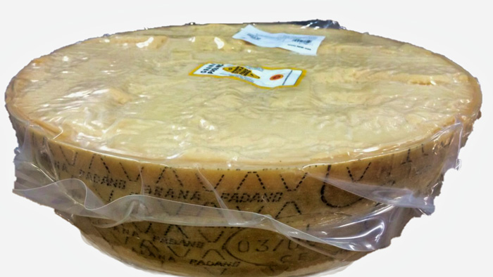 QUESO GRANA PADANO 1/2 RUEDA